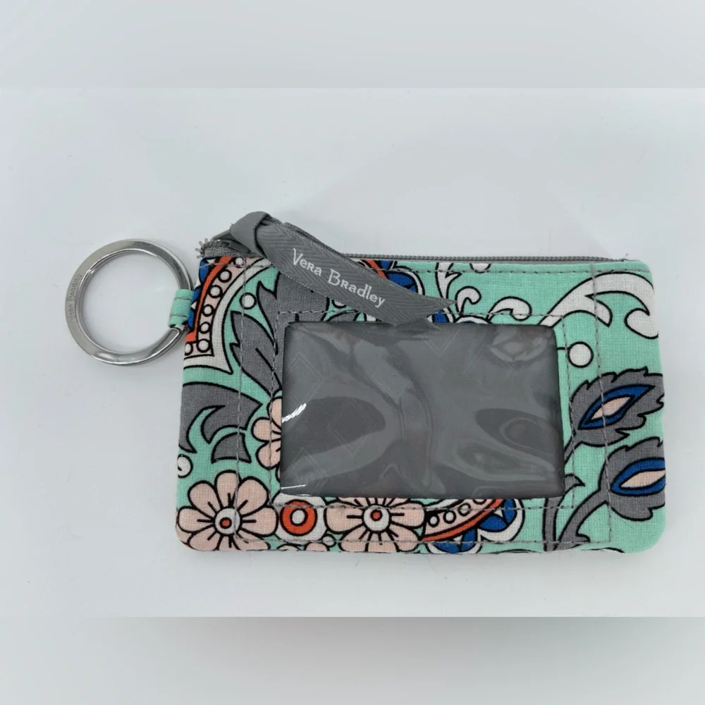 ⭐️Vera Bradley Mint and Gray Floral ID Case